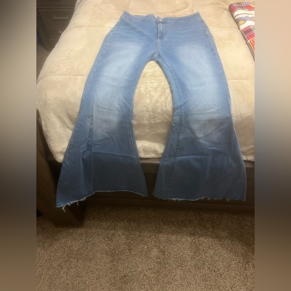 Free People bell bottom jeans, size 28